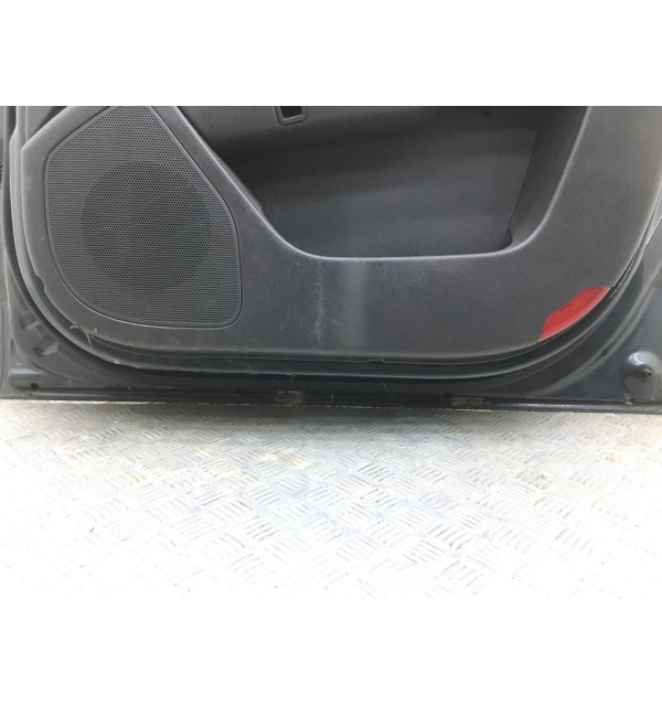 Дверь передняя правая бу для Hyundai Santa Fe  2.2 CRDi,  2011 г. бу контрактные купить в Спб