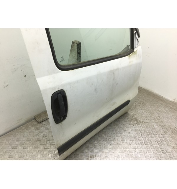 Дверь передняя правая бу для Fiat Doblo  1.3 JTD,  2012 г. бу контрактные купить в Спб