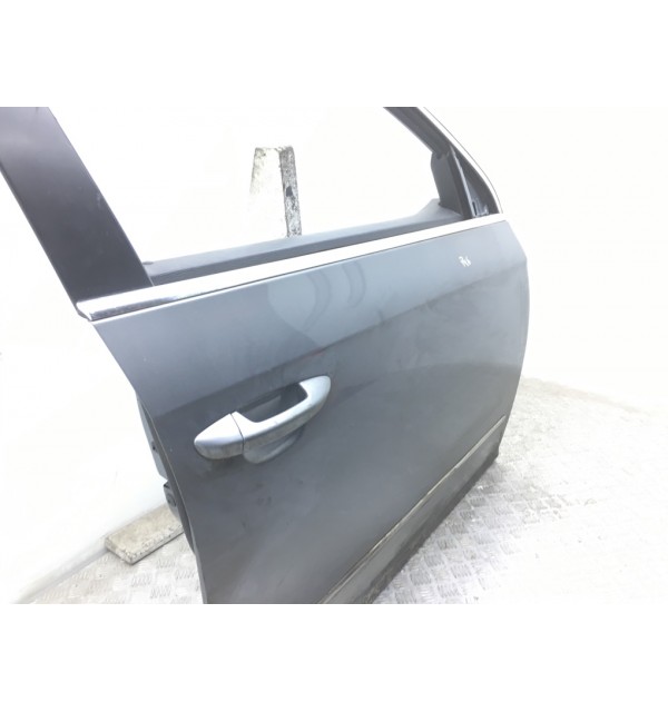 Дверь передняя правая бу для Volkswagen Passat B6 2.0 TDi,  2006 г.