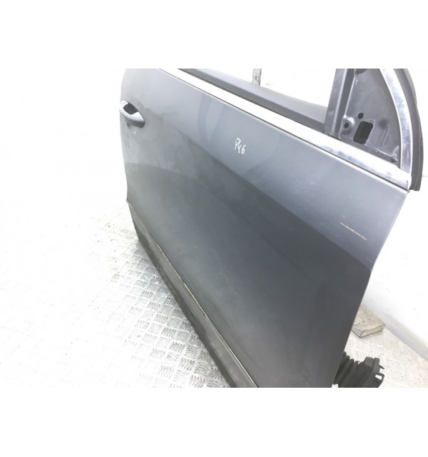 Дверь передняя правая бу для Volkswagen Passat B6 2.0 TDi,  2006 г.