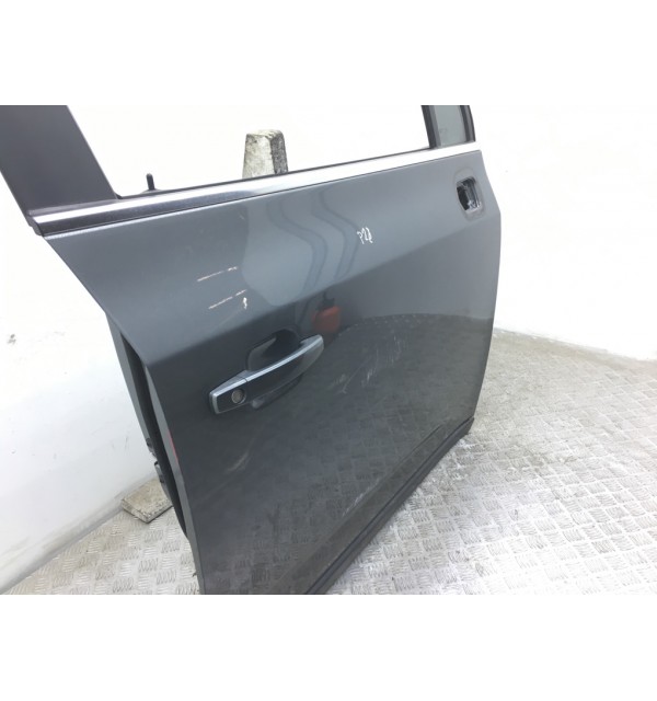 Дверь передняя правая бу для Chevrolet Orlando  2.0 CDi,  2011 г. бу контрактные купить в Спб
