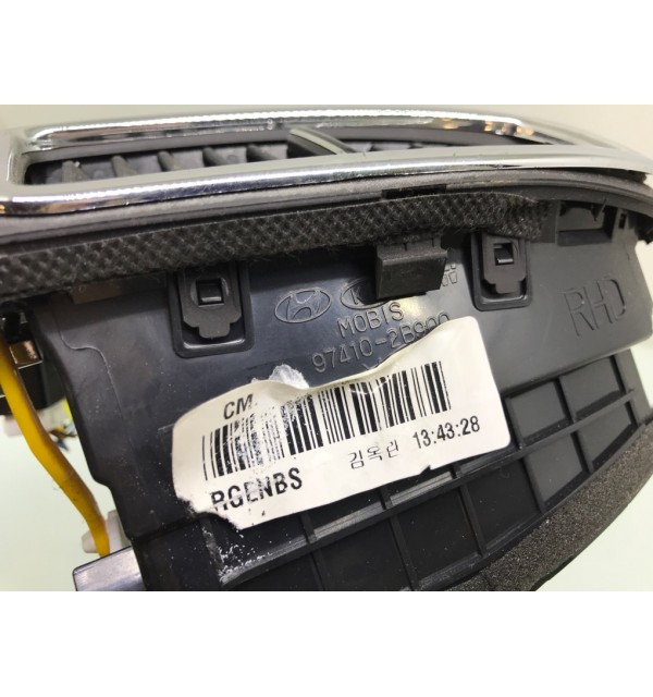 Дефлектор обдува салона бу для Hyundai Santa Fe  2.2 CRDi,  2011 г.