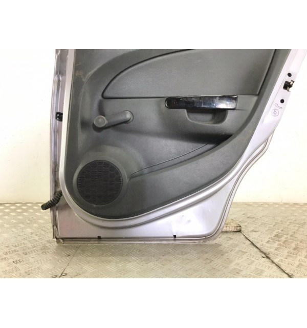 Дверь задняя правая бу для Opel Corsa D 1.2,  2007 г. бу контрактные купить в Спб