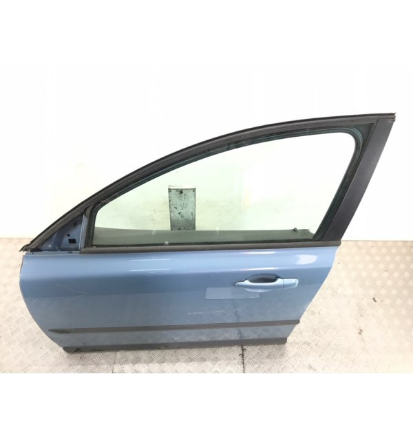 Дверь передняя левая бу для Volvo V50  2.0,  2004 г. бу контрактные купить в Спб