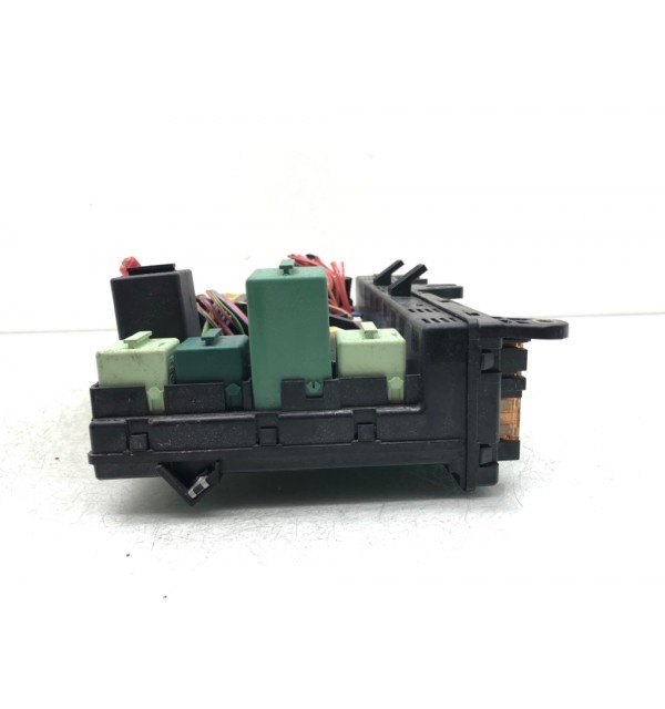 Блок предохранителей бу для Land Rover Range Rover  2.9 TD,  2004 г.