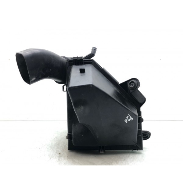 Корпус воздушного фильтра бу для BMW 3 E90/E91/E92/E93 2.0,  2008 г. бу контрактные купить в Спб