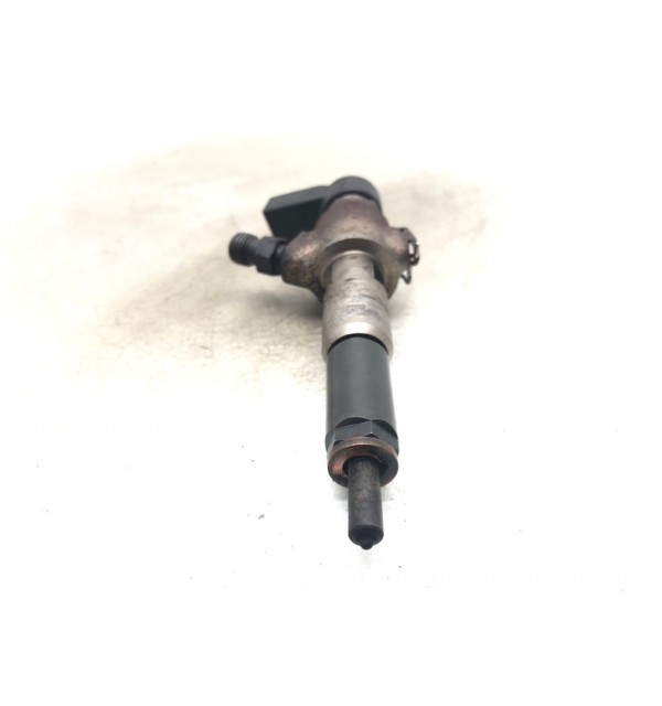 Форсунка бу для Citroen C2  1.4 HDi,  2006 г.