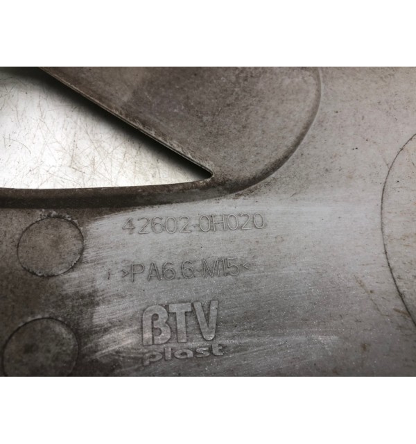 Колпак колесный бу для Peugeot 107  1.0,  2008 г. бу контрактные купить в Спб
