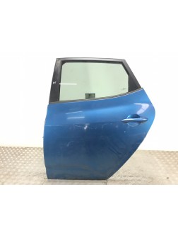 Дверь задняя левая бу для Kia Venga  1.4 i,  2010 г.