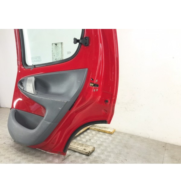 Дверь задняя правая бу для Citroen C1  1.0,  2008 г. бу контрактные купить в Спб