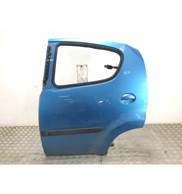 Дверь задняя левая бу для Peugeot 107  1.0,  2008 г. бу контрактные купить в Спб