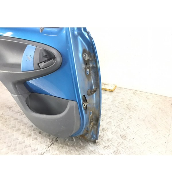 Дверь задняя левая бу для Peugeot 107  1.0,  2008 г. бу контрактные купить в Спб