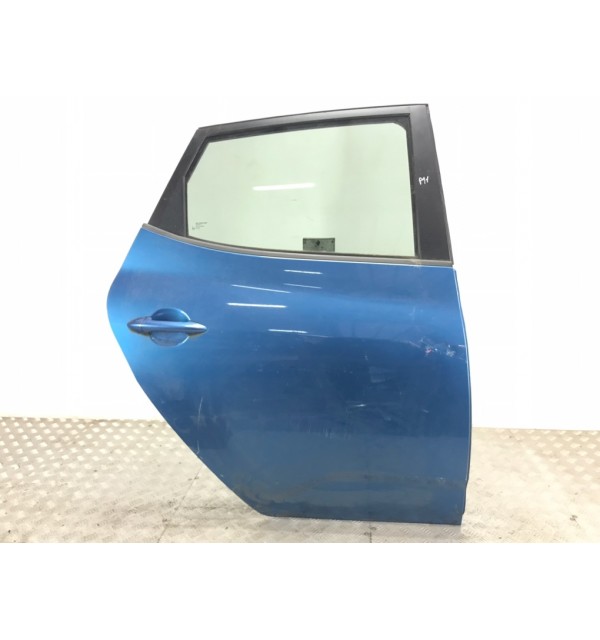 Дверь задняя правая бу для Kia Venga  1.4,  2010 г. бу контрактные купить в Спб
