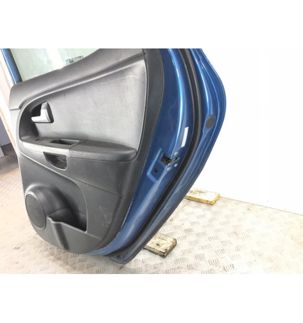 Дверь задняя правая бу для Kia Venga  1.4,  2010 г. бу контрактные купить в Спб