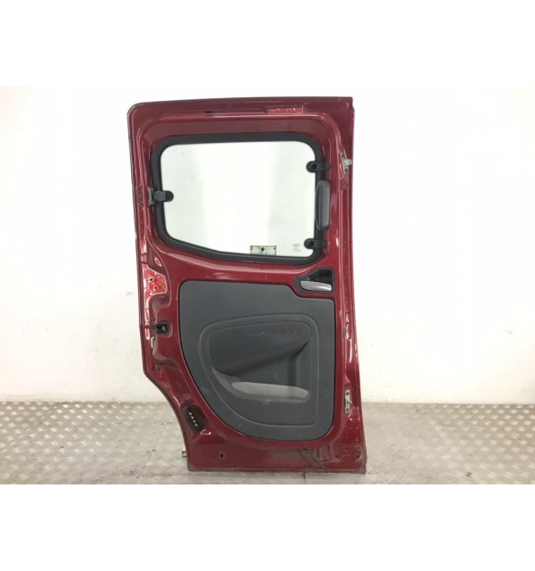 Дверь сдвижная левая бу для Fiat Qubo  1.3 JTD,  2009 г. бу контрактные купить в Спб
