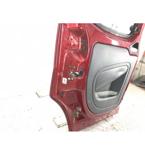 Дверь сдвижная левая бу для Fiat Qubo  1.3 JTD,  2009 г. бу контрактные купить в Спб
