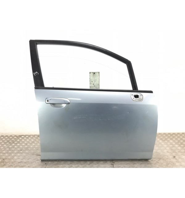 Дверь передняя правая бу для Honda Jazz  1.3,  2005 г. бу контрактные купить в Спб