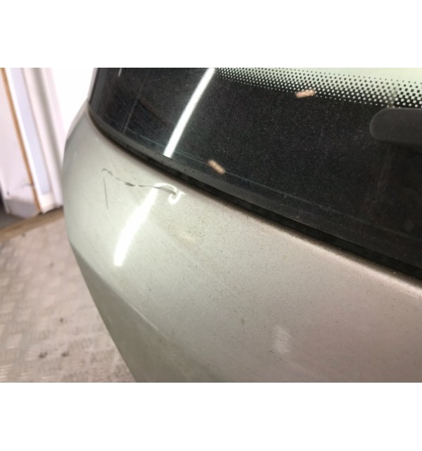 Крышка багажника бу для Opel Astra H 1.6 i,  2006 г.