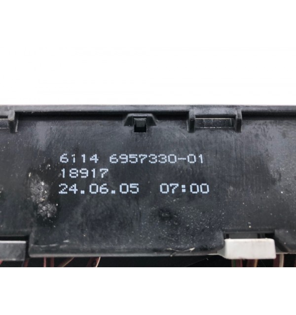 Блок предохранителей бу для BMW 5 E60/E61 3.0 i,  2005 г.