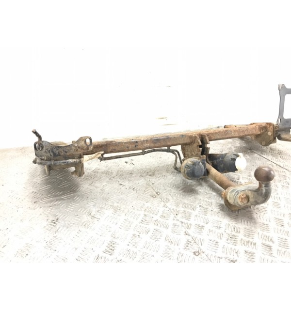Прицепное устройство (фаркоп) бу для Land Rover Freelander 2 2.2 TD,  2010 г.