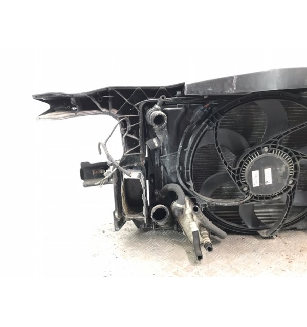 Панель передняя (телевизор) бу для BMW 3 E90/E91/E92/E93 2.0,  2008 г.