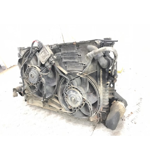 Кассета радиаторов бу для Land Rover Freelander 2 2.2 TD,  2010 г.