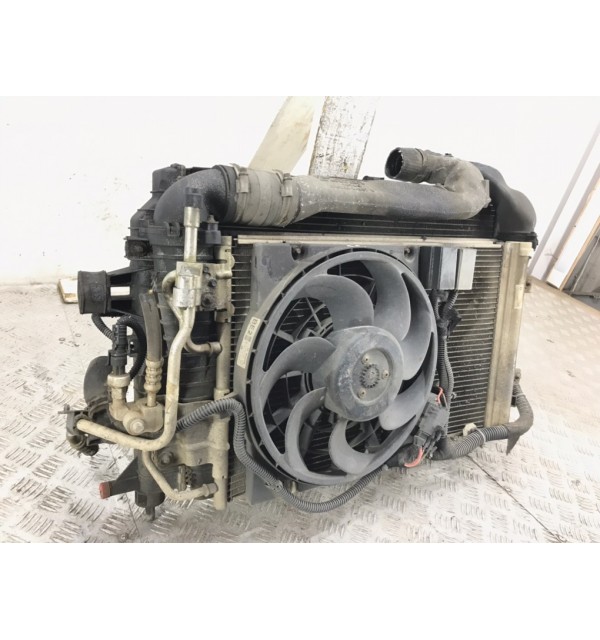 Кассета радиаторов бу для Opel Zafira B 1.9 CDTi,  2007 г.