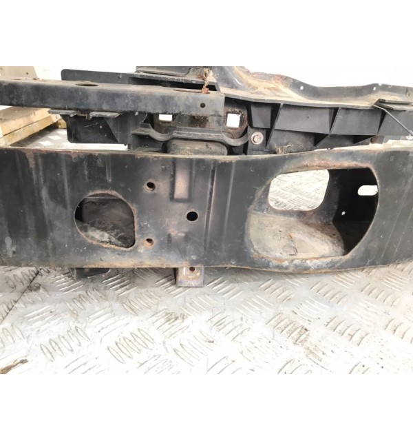 Панель передняя (телевизор) бу для Land Rover Range Rover  2.9 TD,  2004 г.