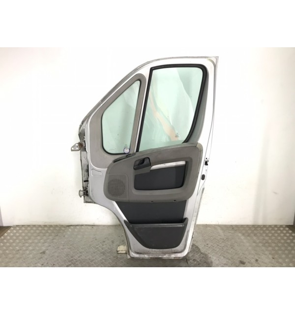 Дверь передняя правая бу для Fiat Ducato  2.3 TD,  2008 г.