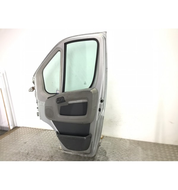 Дверь передняя правая бу для Fiat Ducato  2.3 TD,  2008 г.