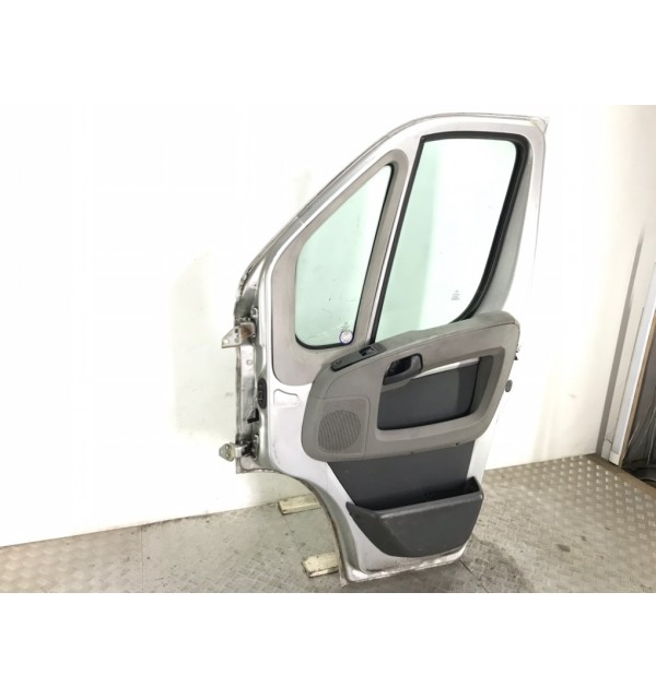 Дверь передняя правая бу для Fiat Ducato  2.3 TD,  2008 г.