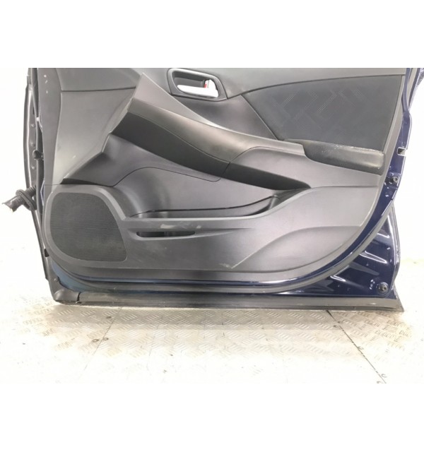 Дверь передняя правая бу для Honda Civic 9 1.6 TD,  2013 г.