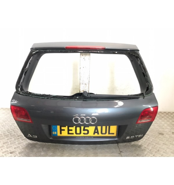 Крышка багажника бу для Audi A3 8P 2.0 TDi,  2005 г.