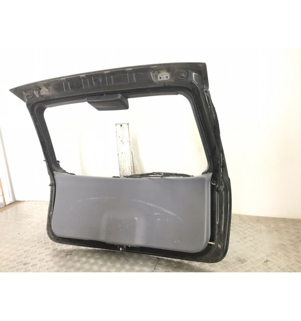 Крышка багажника бу для Nissan Almera Tino  1.8 i,  2004 г.