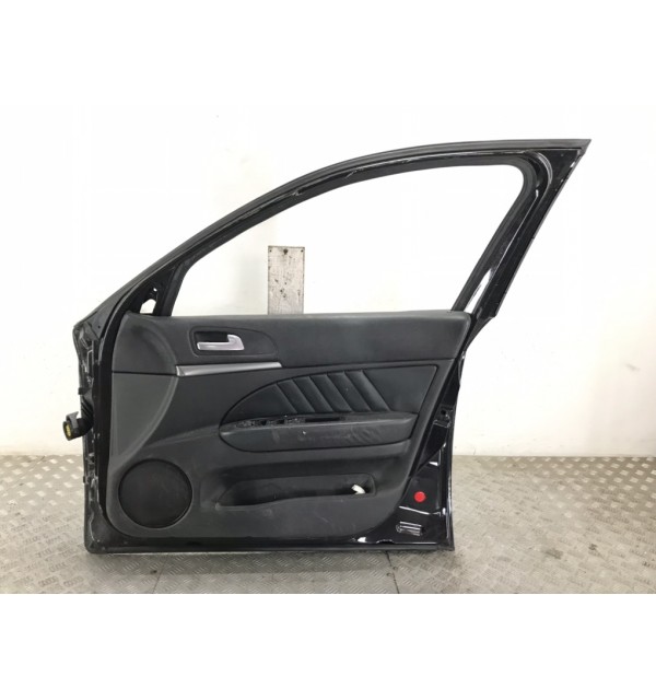 Дверь передняя правая бу для Alfa Romeo 159  1.9 JTD,  2009 г.