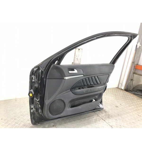 Дверь передняя правая бу для Alfa Romeo 159  1.9 JTD,  2009 г.