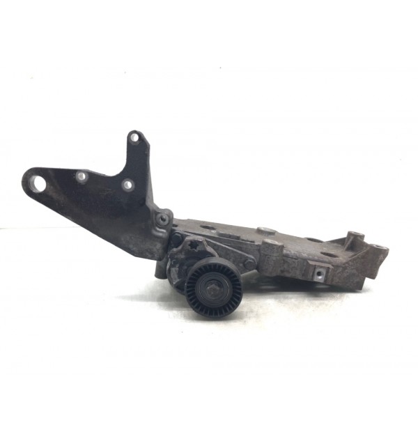 Кронштейн генератора бу для Volvo S80  2.4 i,  2003 г.