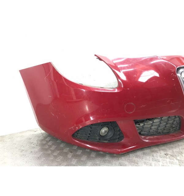 Бампер передний бу для Alfa Romeo Giulietta  2.0 JTD,  2012 г.