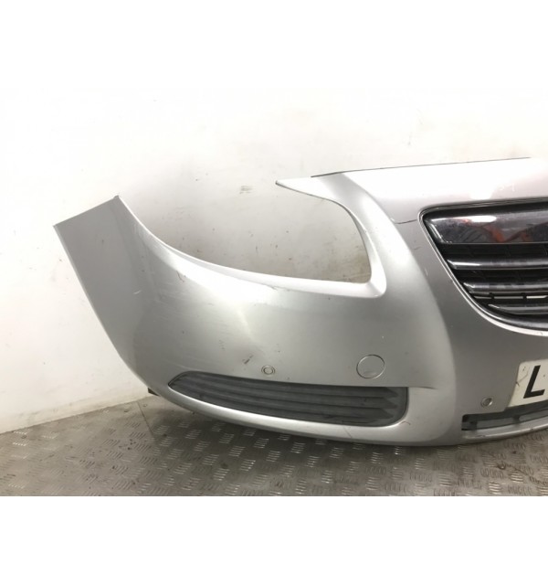 Бампер передний бу для Opel Insignia  2.0 CDTi,  2011 г.