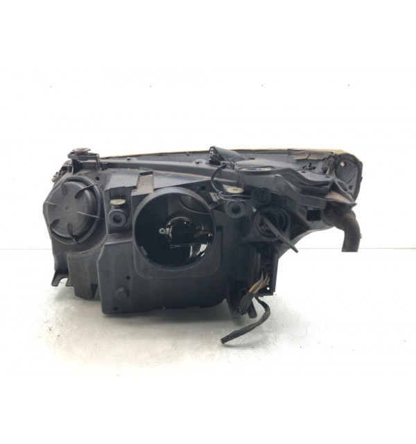 Фара правая бу для BMW 5 E60/E61 3.0 i,  2005 г.