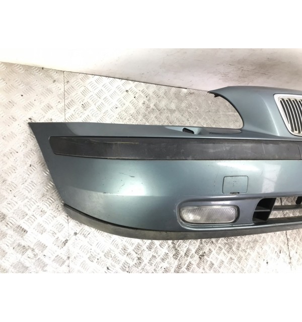 Бампер передний бу для Volvo V70  2.4 D5,  2002 г.