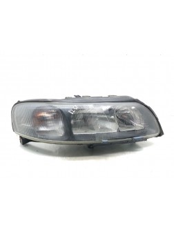 Фара правая бу для Volvo V70  2.4 D5,  2002 г.