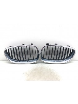 Решетка радиатора бу для BMW 5 E60/E61 3.0 i,  2005 г.