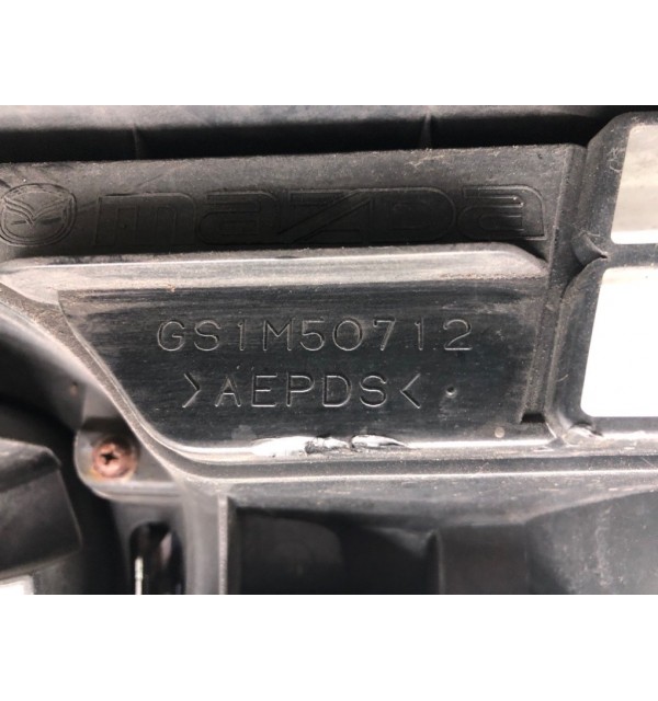 Решетка радиатора бу для Mazda 6   2.0 i,  2009 г.
