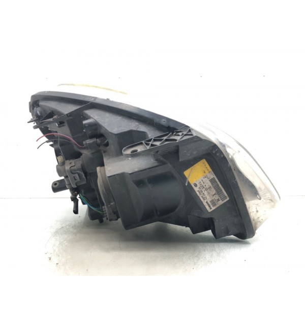 Фара левая бу для Nissan Qashqai  1.5 DCi,  2008 г.