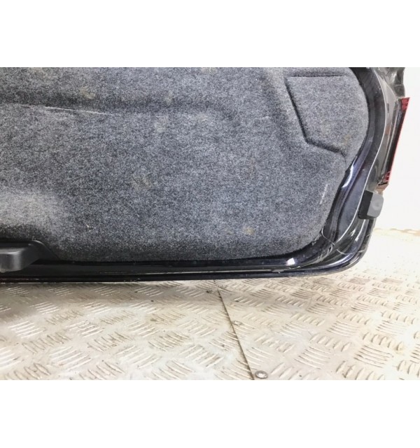 Крышка багажника бу для Audi A3 8P 2.0 TFSI,  2009 г.