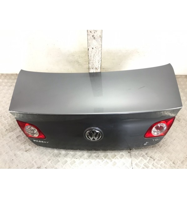 Крышка багажника бу для Volkswagen Passat B6 1.9 TDi,  2007 г.
