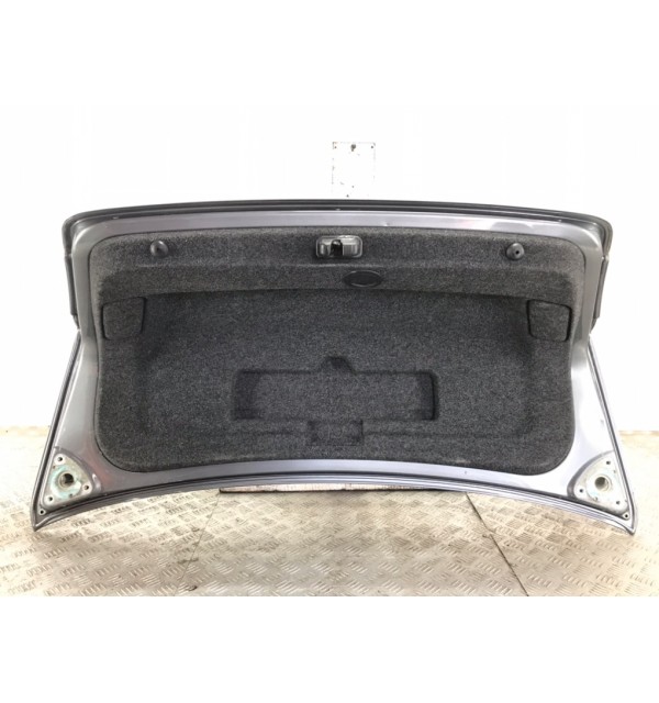 Крышка багажника бу для Volkswagen Passat B6 1.9 TDi,  2007 г.