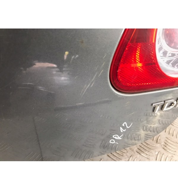 Крышка багажника бу для Volkswagen Passat B6 1.9 TDi,  2007 г.