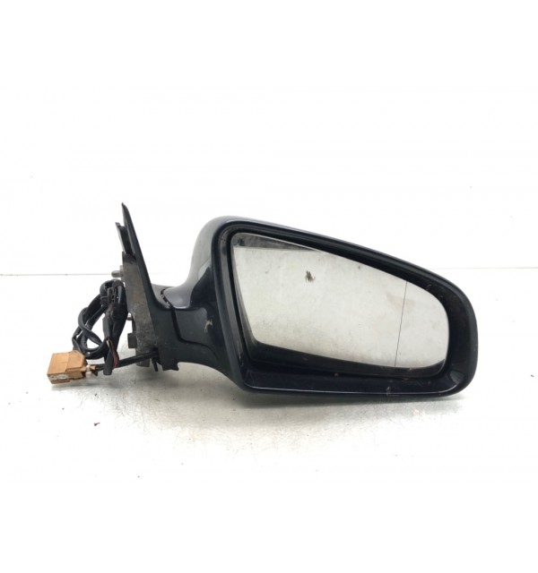 Зеркало наружное правое бу для Audi A4 B6 2.0 i,  2003 г.